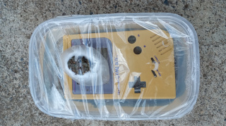 正面のケースを漂白