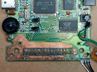 部品面をサビ落とし