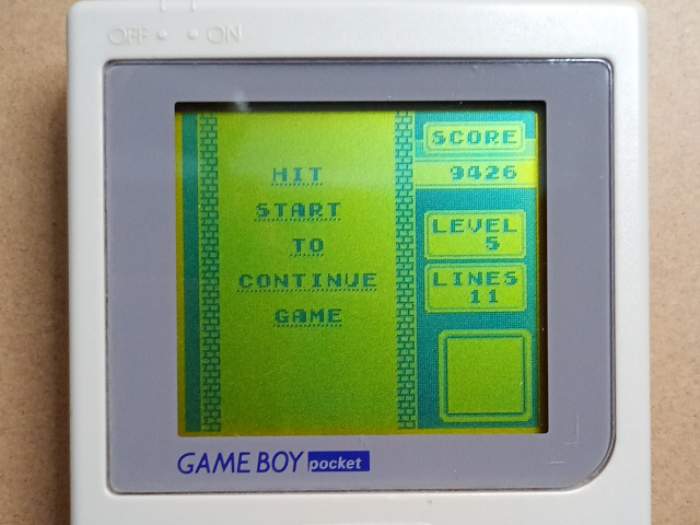 テトリスをプレイ